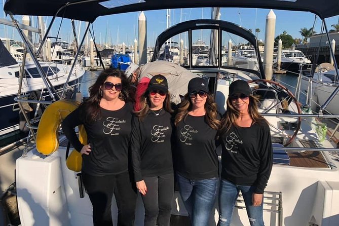 Daytime Sailing Along San Diego's Skyline - Onboard drinks and the 21+ wine detail