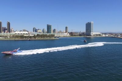 San Diego Bay Jet Boat Ride - Meeting at 990 N Harbor Dr and Getting Tour-Ready