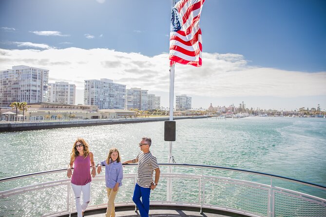 San Diego Sights & Sips: Deluxe Cocktail Sunset Cruise - Key moments